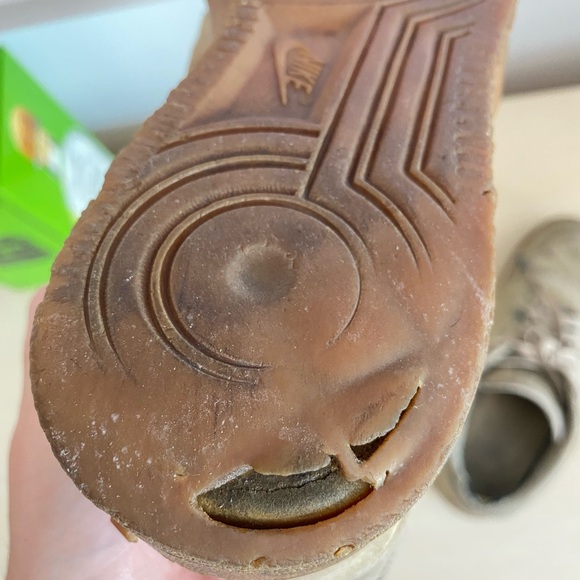 Nike Air Force 1s 7.5 Nude Suede - Picture 6 of 6